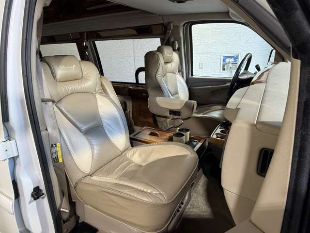 CHEVROLET EXPRESS 2003 Image 31