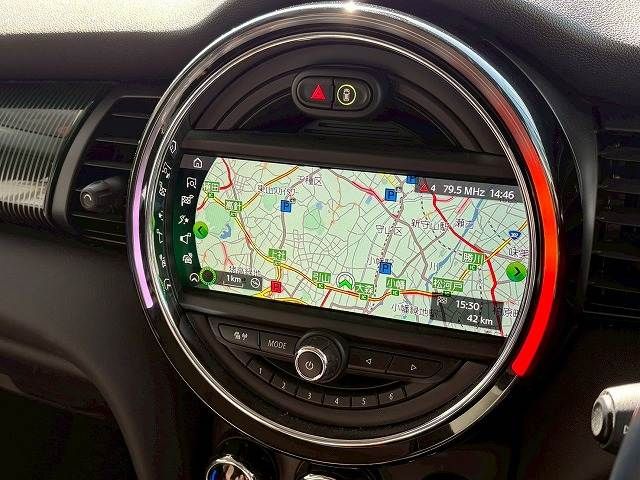 BMW MINI COOPER SD 5DOOR 2020 Image 31