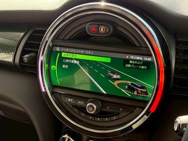 BMW MINI COOPER SD 5DOOR 2020 Image 31