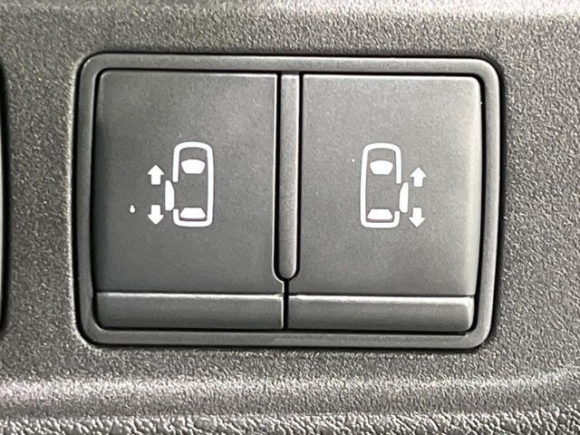 NISSAN SERENA  S-HYBRID 4WD 2016 Image 31