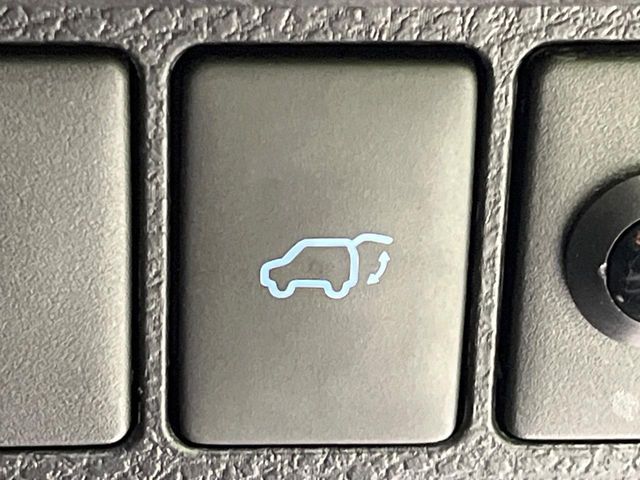 TOYOTA HARRIER 2WD 2016 Image 31