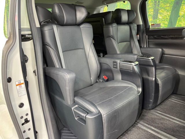 TOYOTA ALPHARD 2019 Image 31