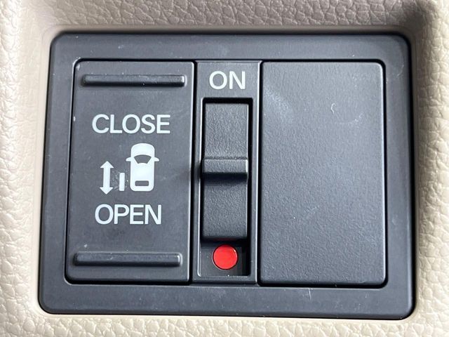 HONDA N BOX 2020 Image 31