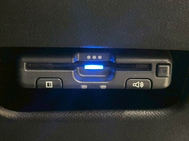 PEUGEOT 2008 2020 Image 31