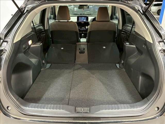 TOYOTA YARIS CROSS HYBRID 2025 Image 31