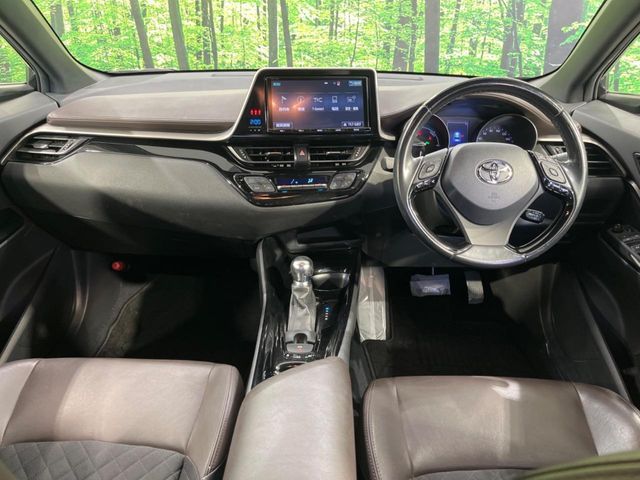 TOYOTA C-HR 2017 Image 31