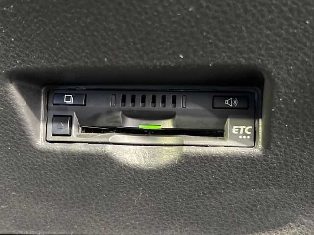 TOYOTA C-HR 2017 Image 31