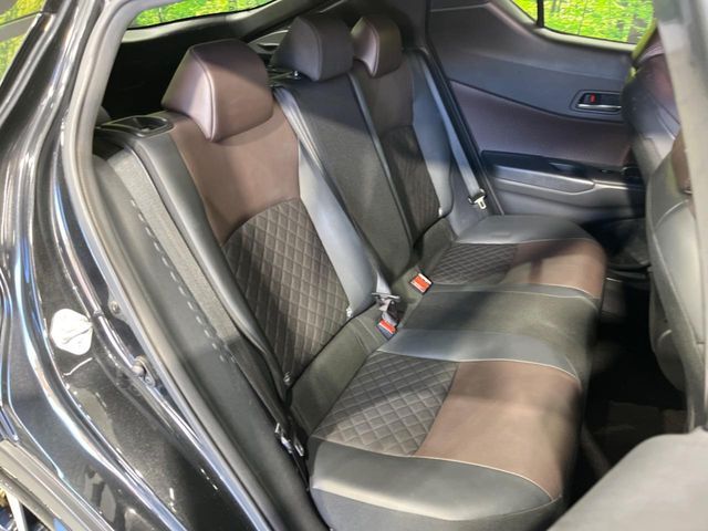 TOYOTA C-HR 2017 Image 31