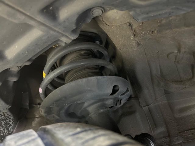 TOYOTA C-HR 2017 Image 31