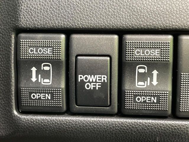 MAZDA PREMACY 2011 Image 31