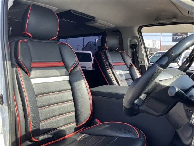 TOYOTA HIACE VAN 2WD 2014 Image 31