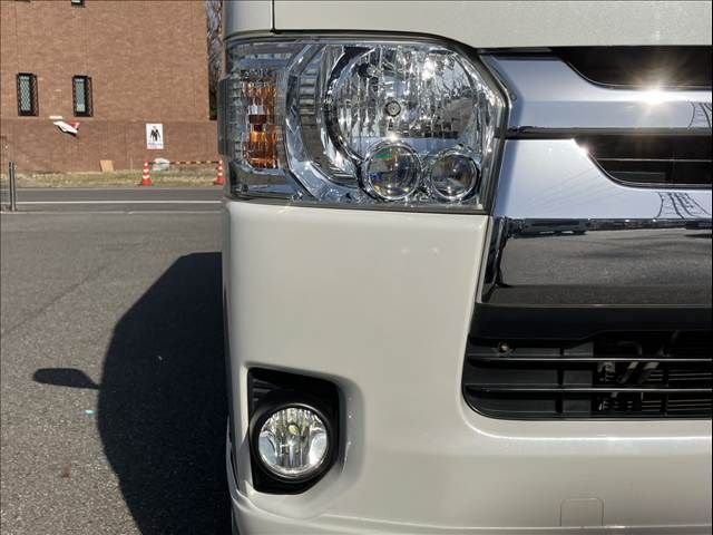 TOYOTA HIACE VAN 2WD 2014 Image 31