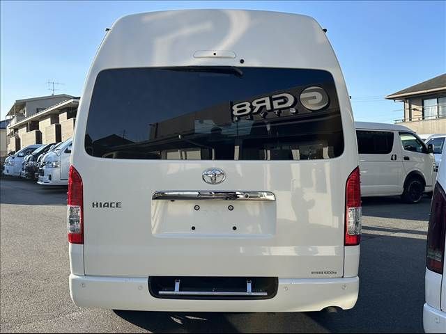TOYOTA HIACE VAN 2WD 2022 Image 31