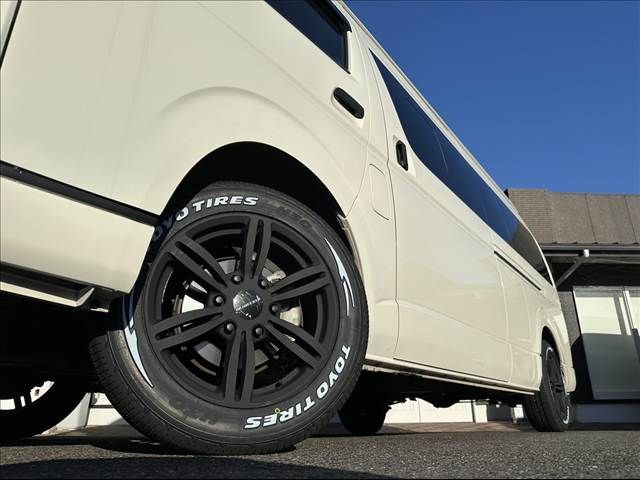 TOYOTA HIACE VAN 2WD 2022 Image 31