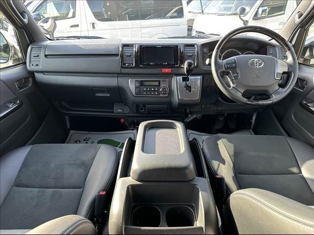 TOYOTA REGIUSACE VAN 1.25T 2020 Image 31