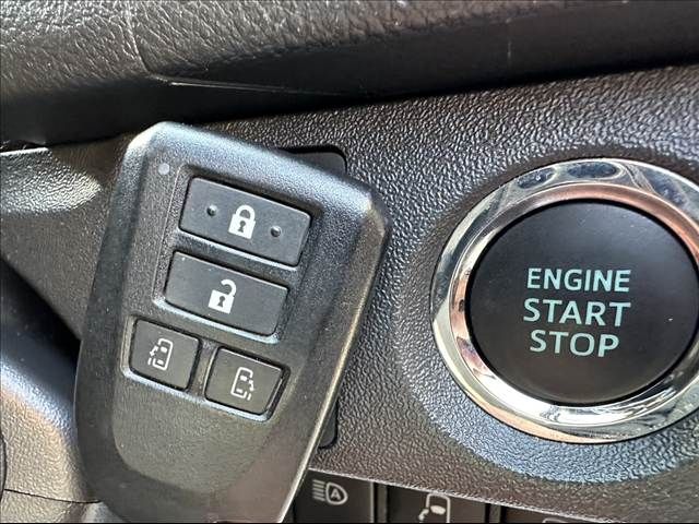 TOYOTA REGIUSACE VAN 1.25T 2020 Image 31