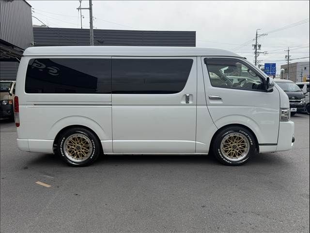 TOYOTA HIACE VAN 2WD 2018 Image 31