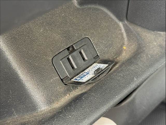 TOYOTA HIACE VAN 2WD 2018 Image 31