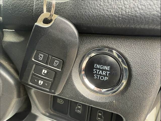 TOYOTA HIACE VAN 2WD 2018 Image 31