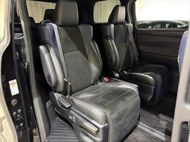 TOYOTA VELLFIRE 2016 Image 31