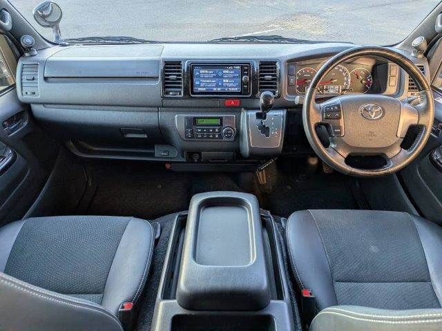 TOYOTA HIACE VAN 2WD 2020 Image 31