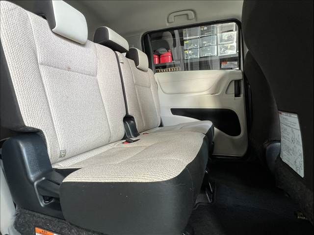 TOYOTA SIENTA 2019 Image 31