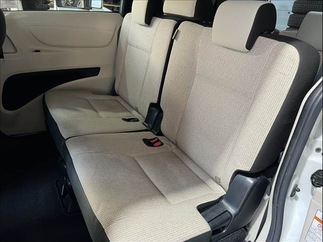 TOYOTA SIENTA 2019 Image 31