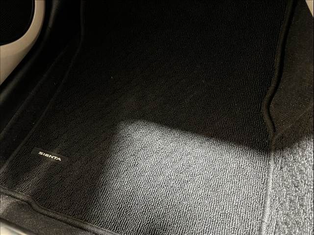 TOYOTA SIENTA 2019 Image 31