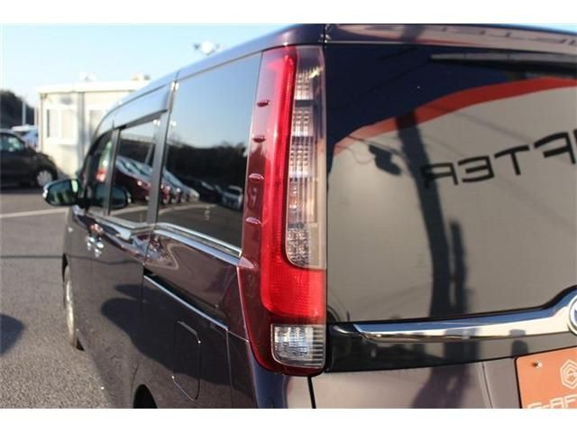 TOYOTA ESQUIRE HYBRID 2016 Image 31