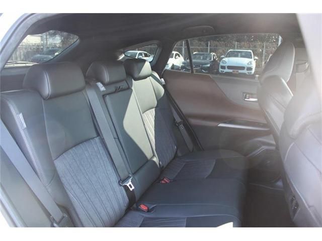 TOYOTA HARRIER HYBRID 2021 Image 31