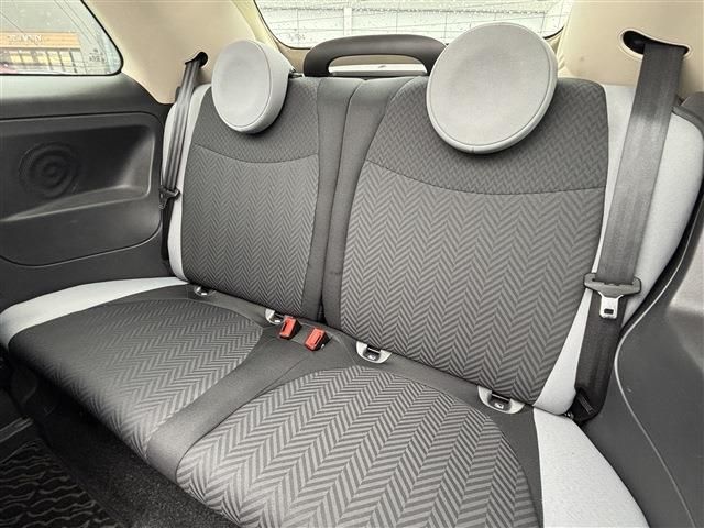 FIAT 500C 2018 Image 31