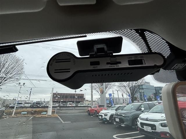 FIAT 500C 2018 Image 31