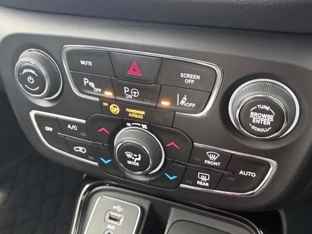 JEEP COMPASS 4WD 2018 Image 31