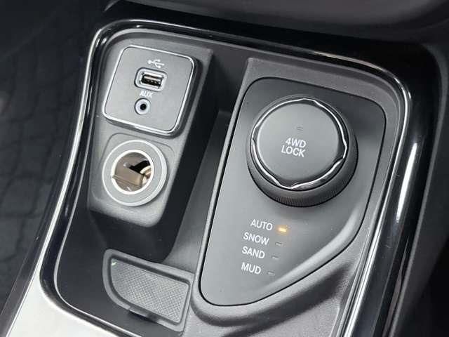 JEEP COMPASS 4WD 2018 Image 31