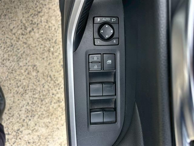 TOYOTA RAV4 2WD 2021 Image 31