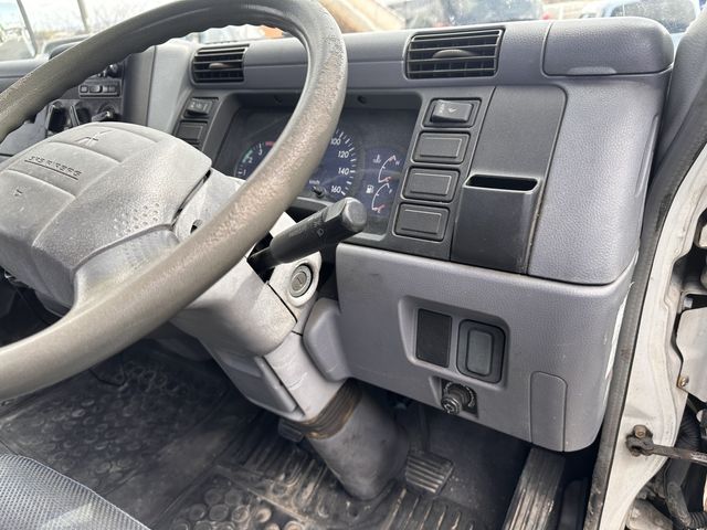 MITSUBISHI CANTER 2002 Image 31