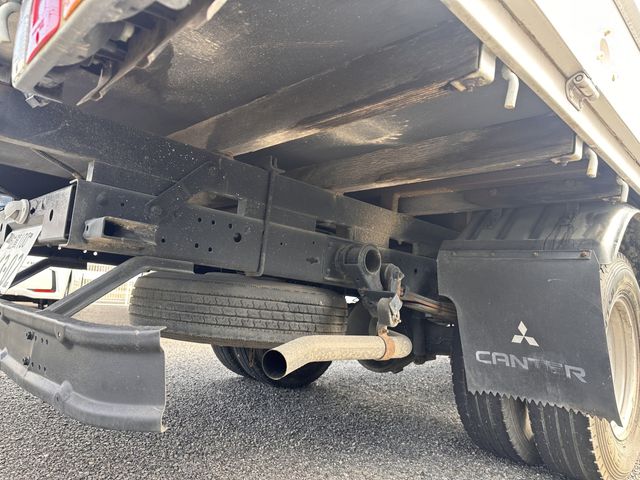 MITSUBISHI CANTER 2002 Image 31