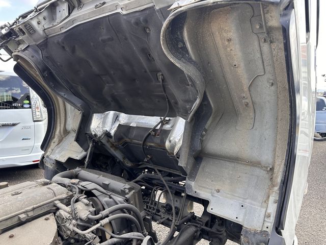 MITSUBISHI CANTER 2002 Image 31