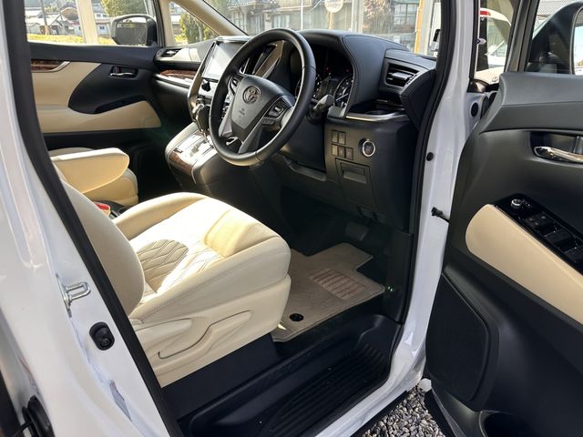 TOYOTA ALPHARD 4WD 2023 Image 31