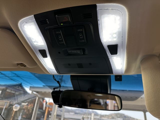 TOYOTA ALPHARD 4WD 2023 Image 31