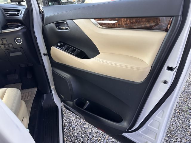 TOYOTA ALPHARD 4WD 2023 Image 31