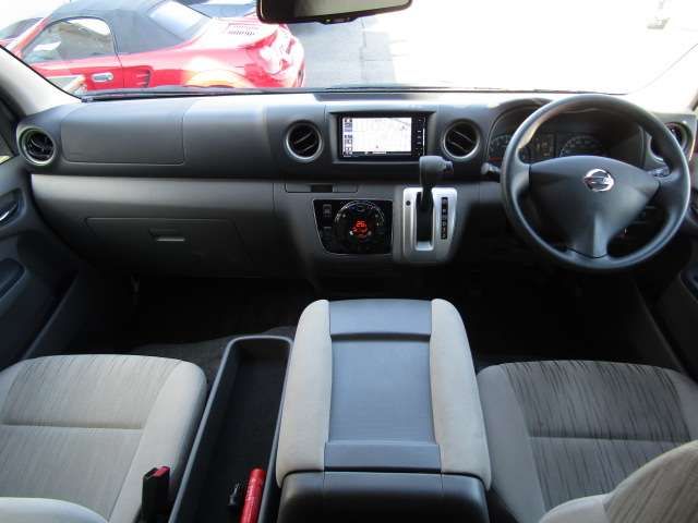 NISSAN NV350 CARAVAN 4WD 2021 Image 31