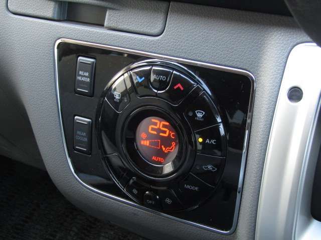 NISSAN NV350 CARAVAN 4WD 2021 Image 31