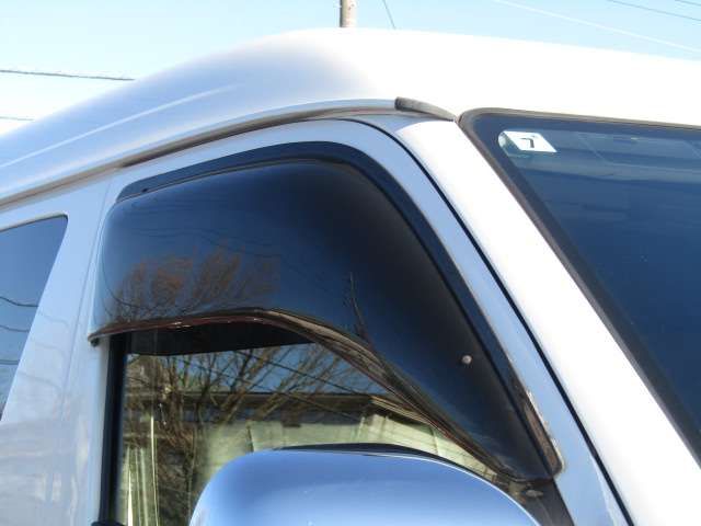 TOYOTA HIACE WAGON 4WD 2015 Image 31