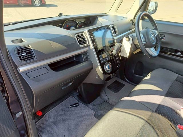 DAIHATSU TANTO CUSTOM 2014 Image 31