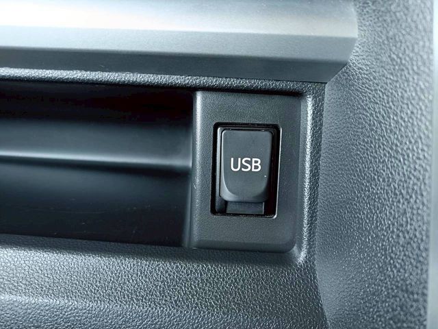 DAIHATSU TANTO CUSTOM 2014 Image 31