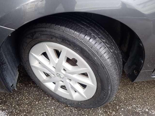 TOYOTA PRIUS ALPHA 2013 Image 31