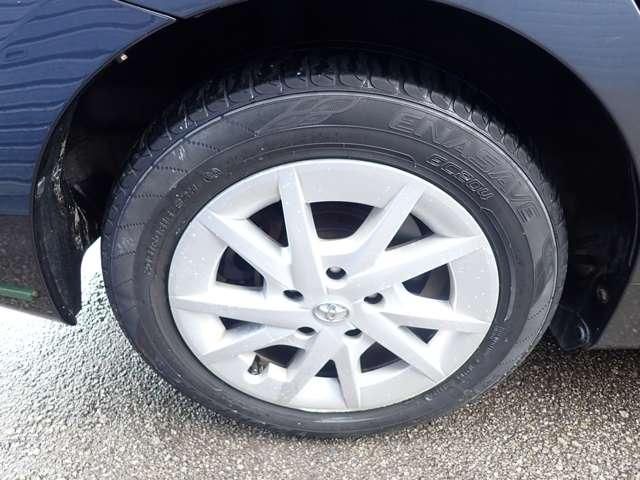 TOYOTA PRIUS ALPHA 2013 Image 31