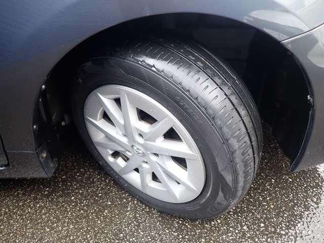 TOYOTA PRIUS ALPHA 2013 Image 31