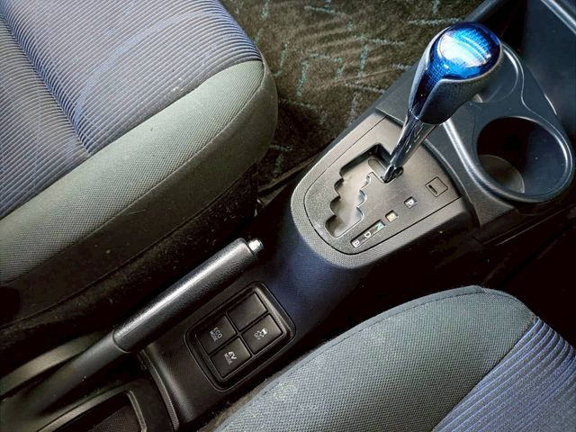 TOYOTA AQUA 2015 Image 31